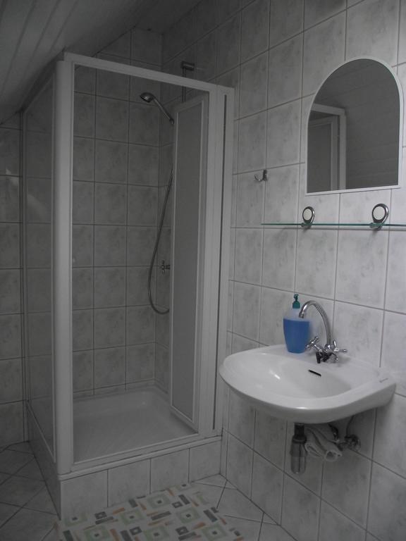 Radek Vendeghaz Es Apartman Halászi Exterior foto